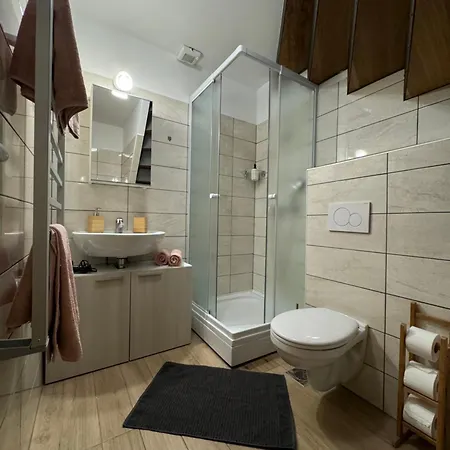 Santomas Apartmán *