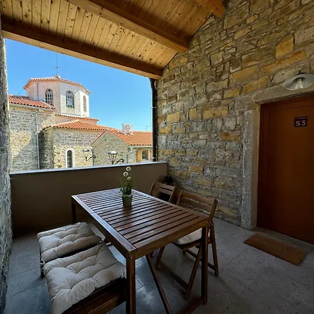 Santomas Daire Šmarje